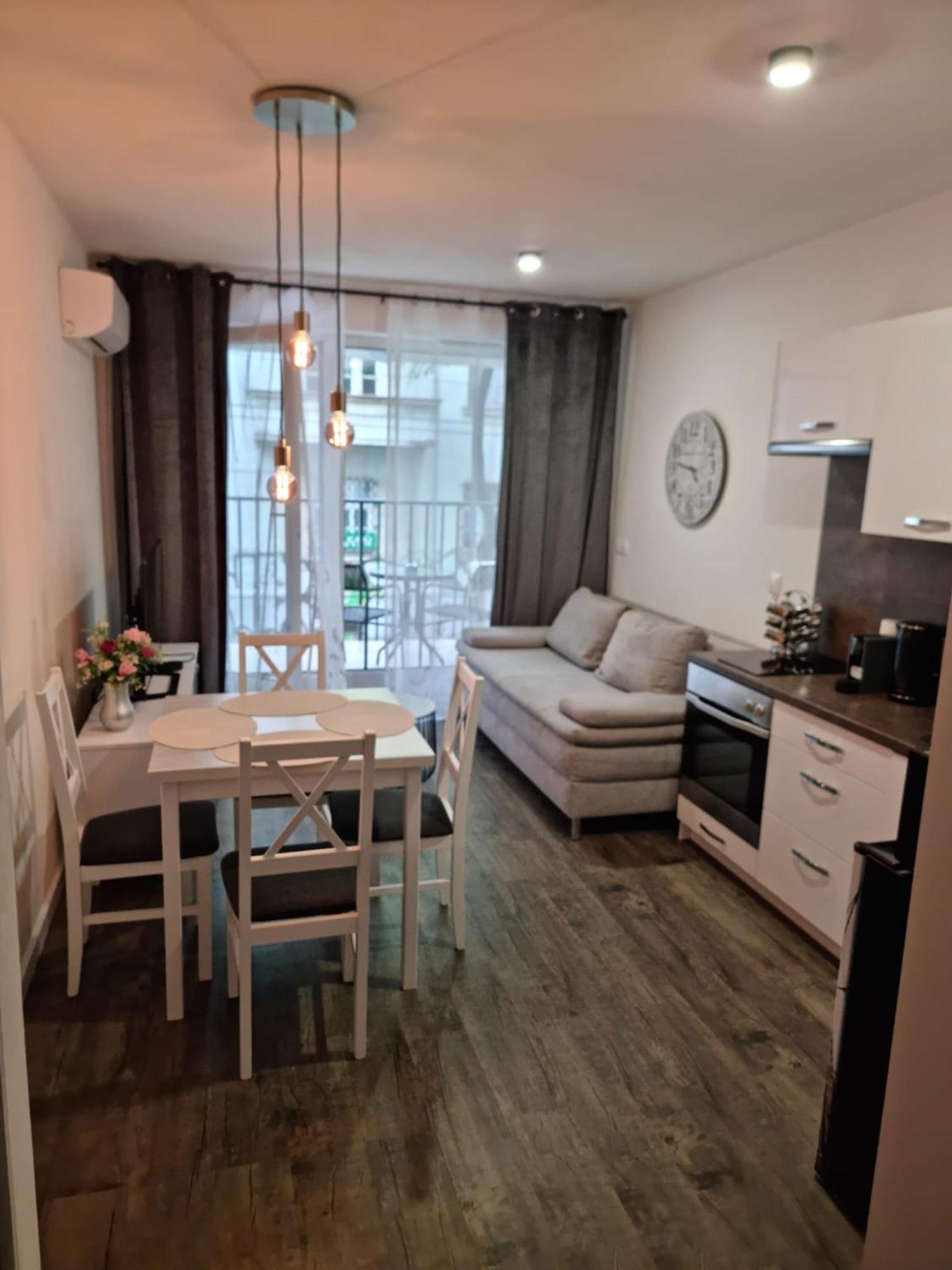 Apartman - Centrum Bratislava Exterior photo